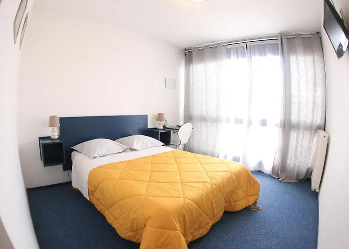 Le Calypso - Reouverture 2* Dax